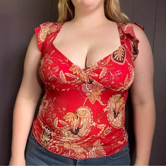 Vintage Red Paisley Tie-Back Top – Tag Size Large (Best for Medium) - Picture 7 of 8